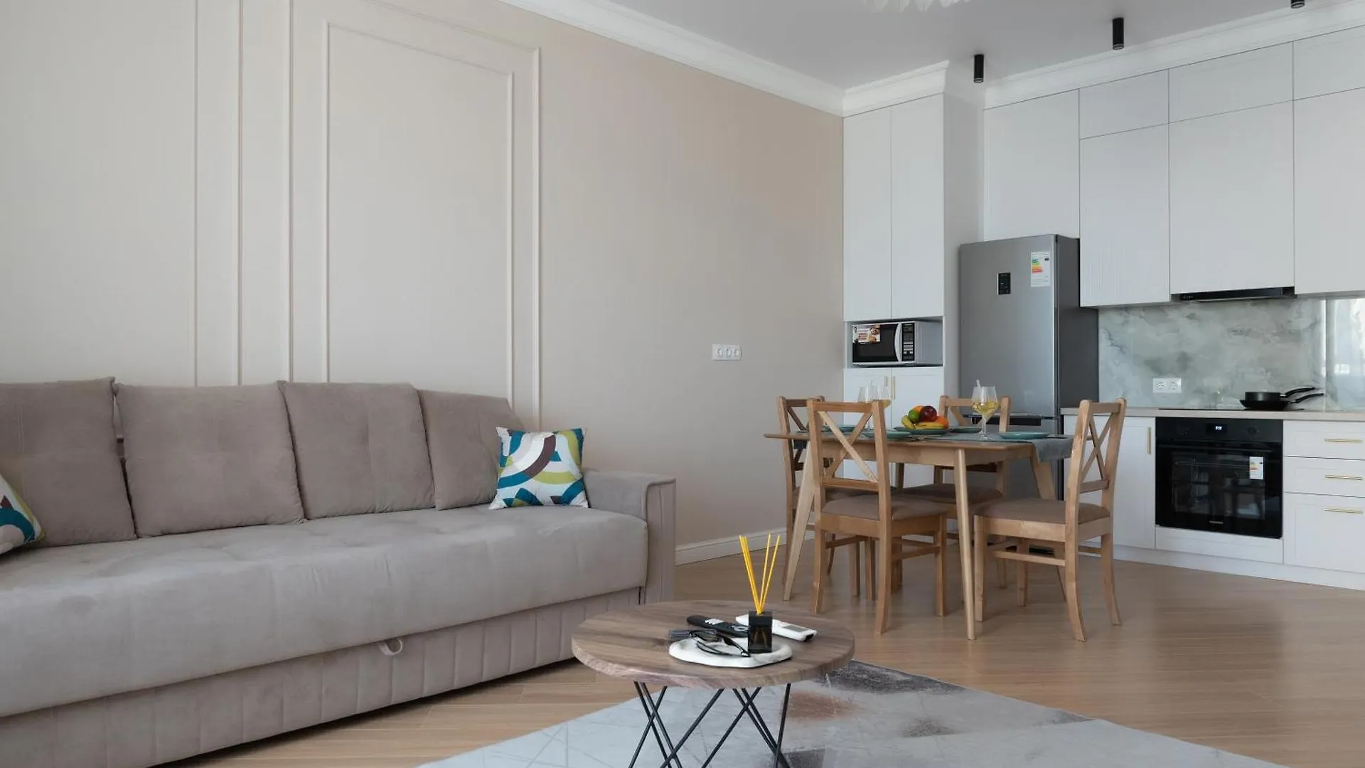 Апартаменты Exquisite Retreat Luxury Oasis Near Expo Астана
